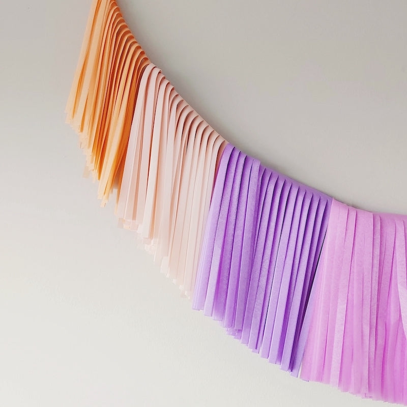 Guirnalda flecos papel de seda rosa sirena